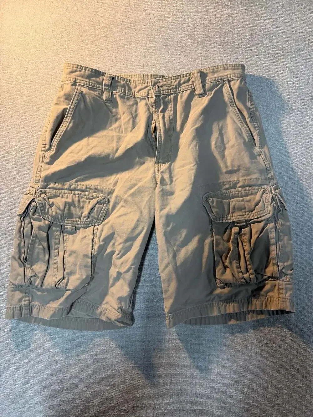 The North Face Men's Size 32 Khaki Cargo Shorts